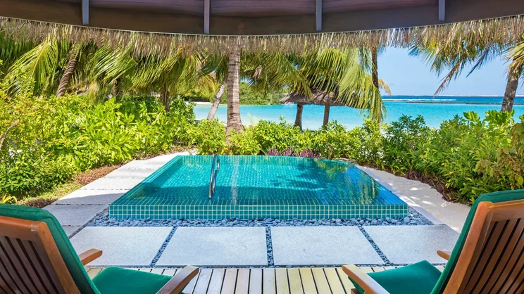 Sheraton Maldives Full Moon Resort & Spa